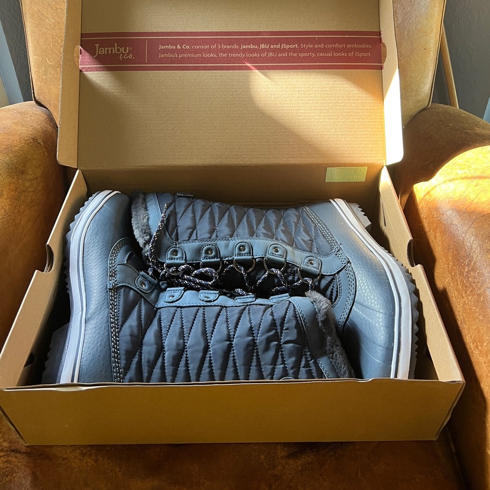 JBU Snow Boots
